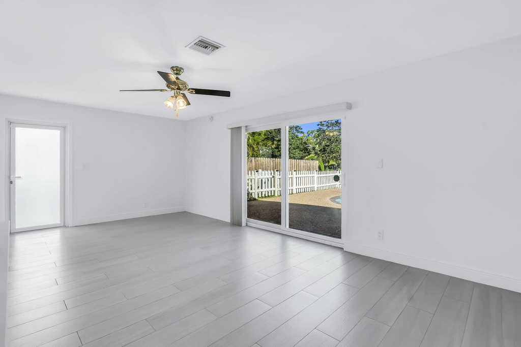 9067 Nw 21st Court - Photo 14