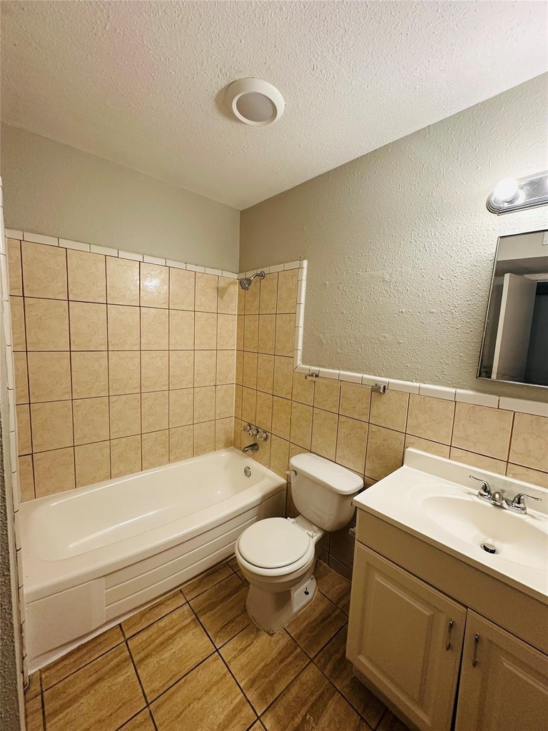 5317 Junius Street - Photo 9