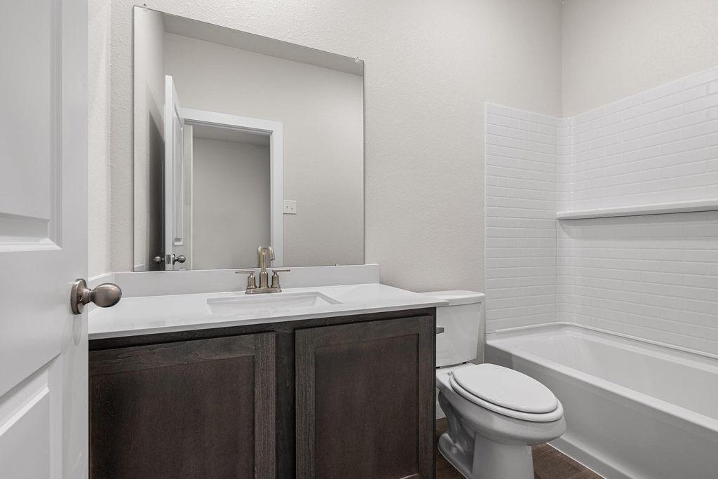 1721 Paul Drive - Photo 4