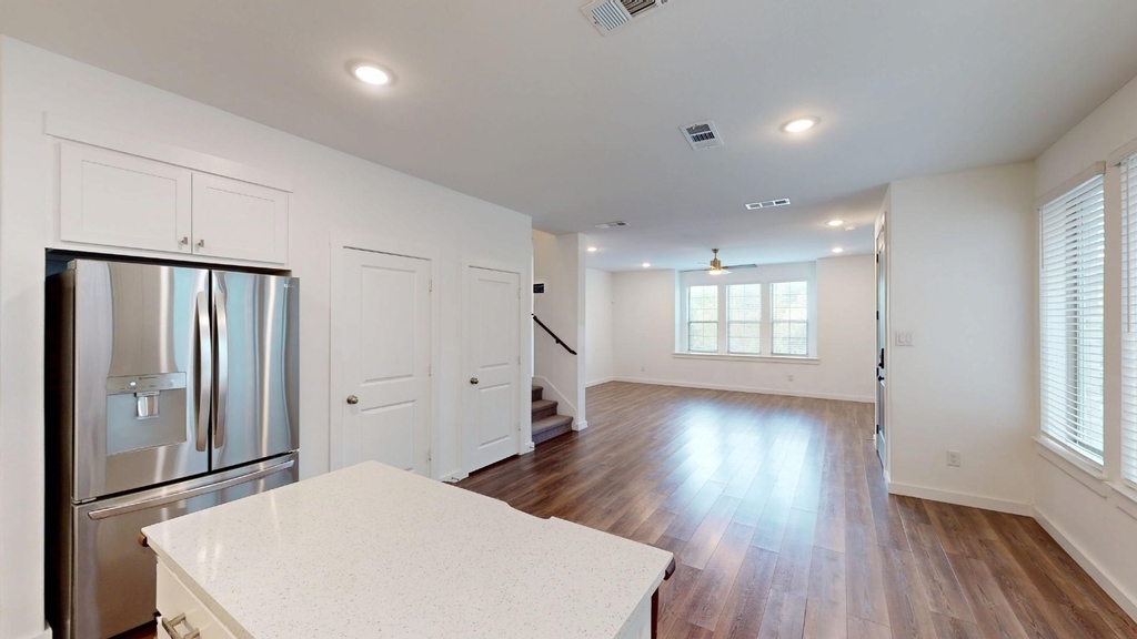 244 Spring Hill Road - Photo 4