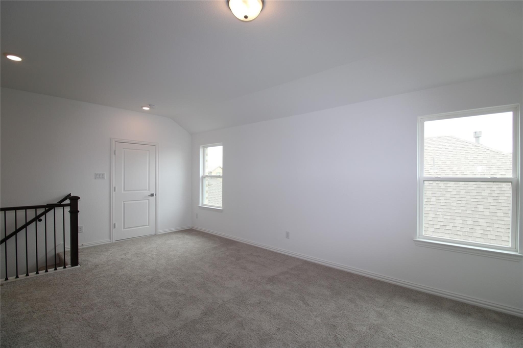 2603 Swallowtail Street - Photo 7