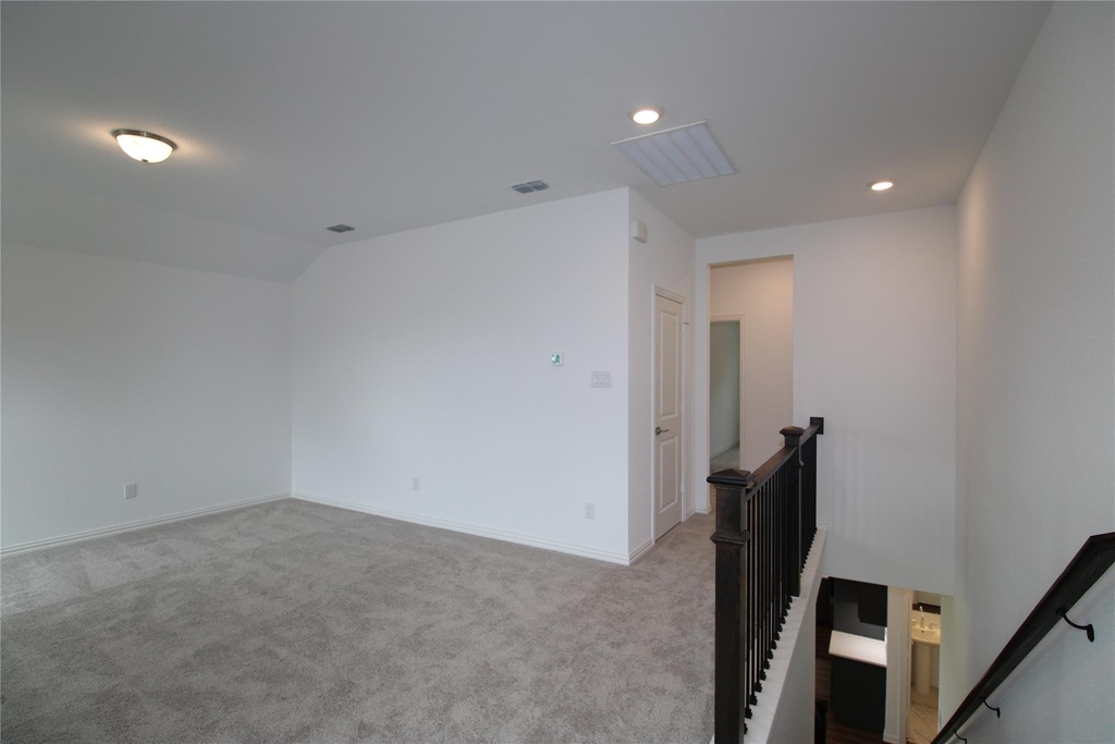 2603 Swallowtail Street - Photo 8