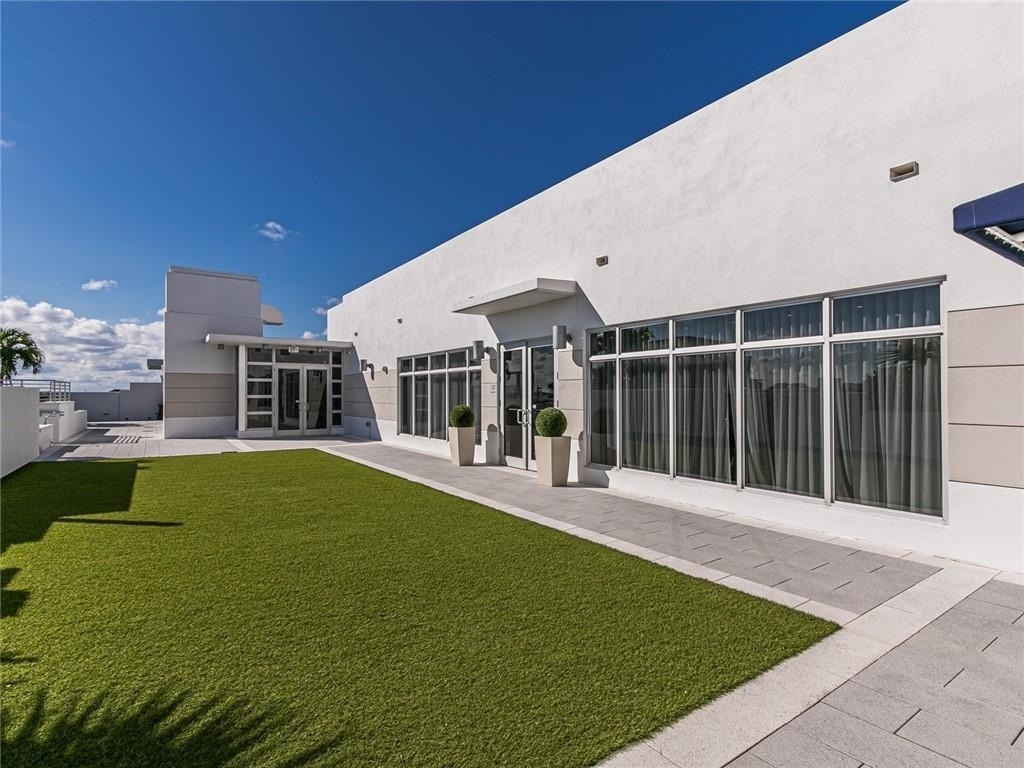 155 E Boca Raton Road - Photo 37