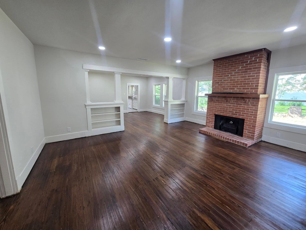 4824 Meadowbrook Drive - Photo 8