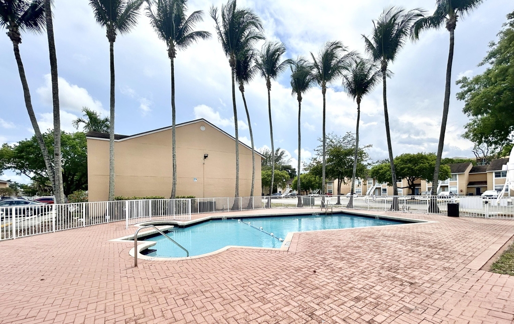 2205 Sw 80th Terrace - Photo 19