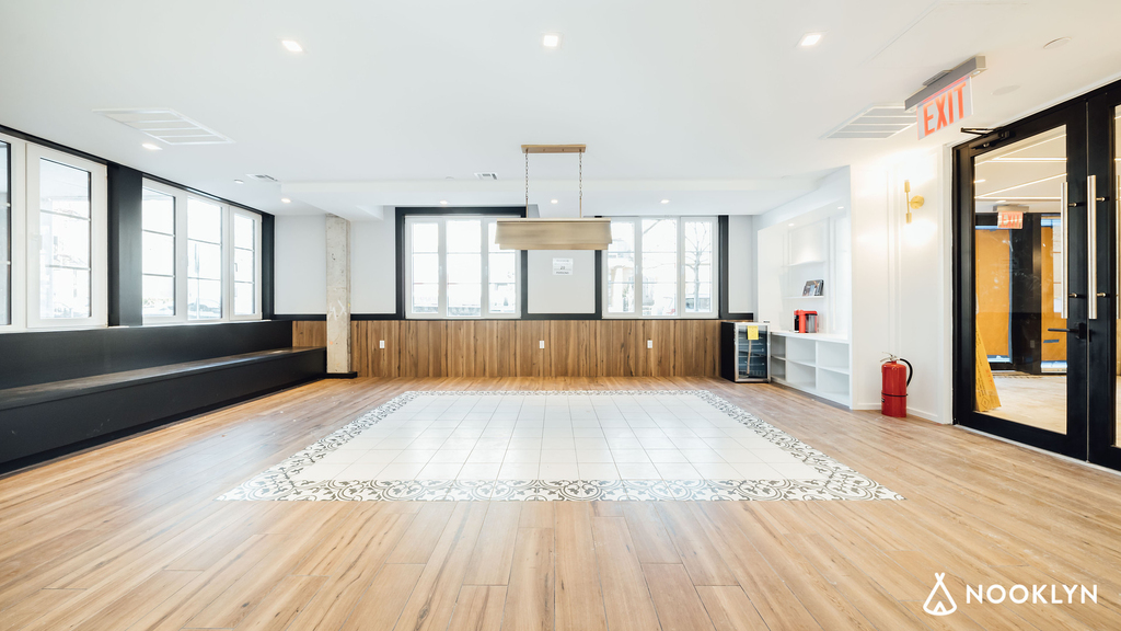 31-19 37th St 11103 - Photo 3
