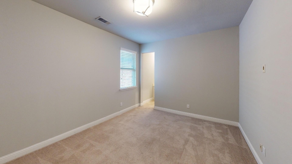7005 Golf Club Drive - Photo 20