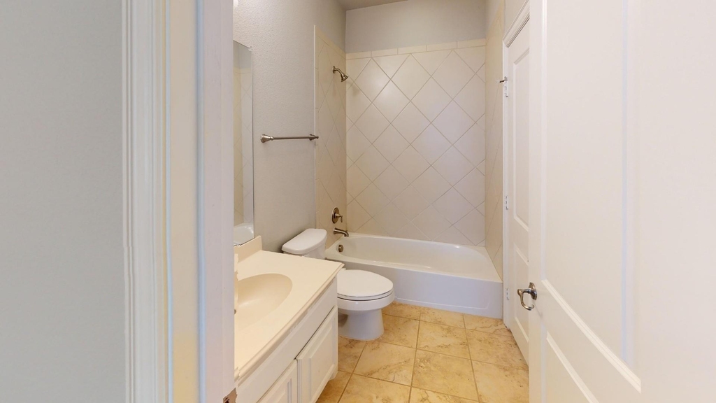 7005 Golf Club Drive - Photo 25