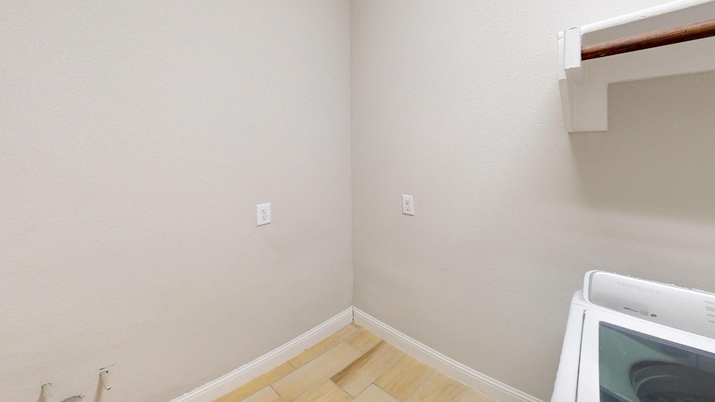 7005 Golf Club Drive - Photo 6