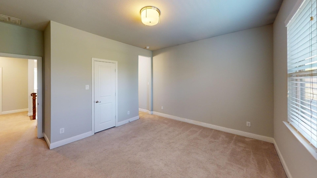 7005 Golf Club Drive - Photo 15