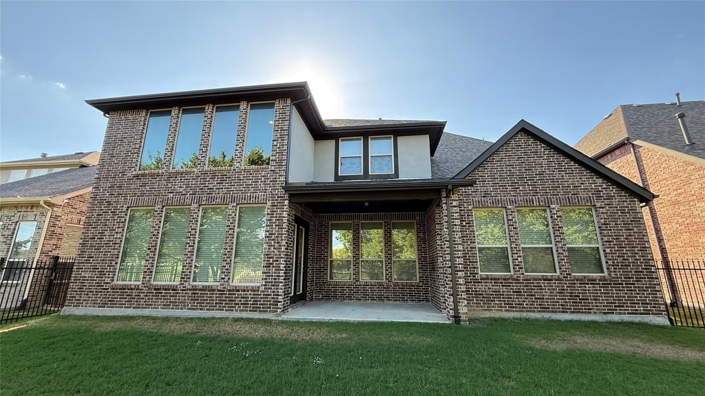 7005 Golf Club Drive - Photo 39