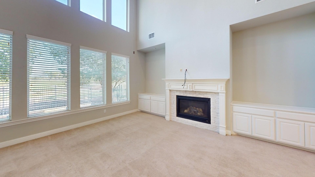 7005 Golf Club Drive - Photo 8