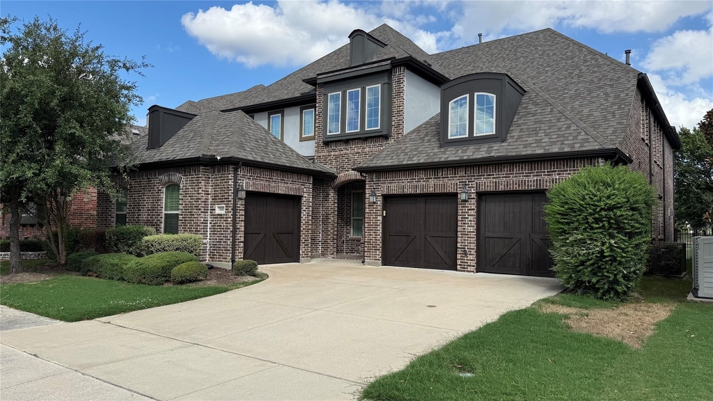 7005 Golf Club Drive - Photo 2