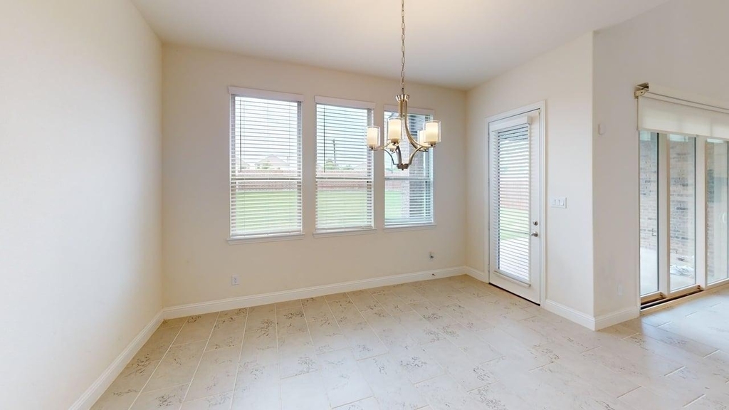 333 Elk Drive - Photo 12