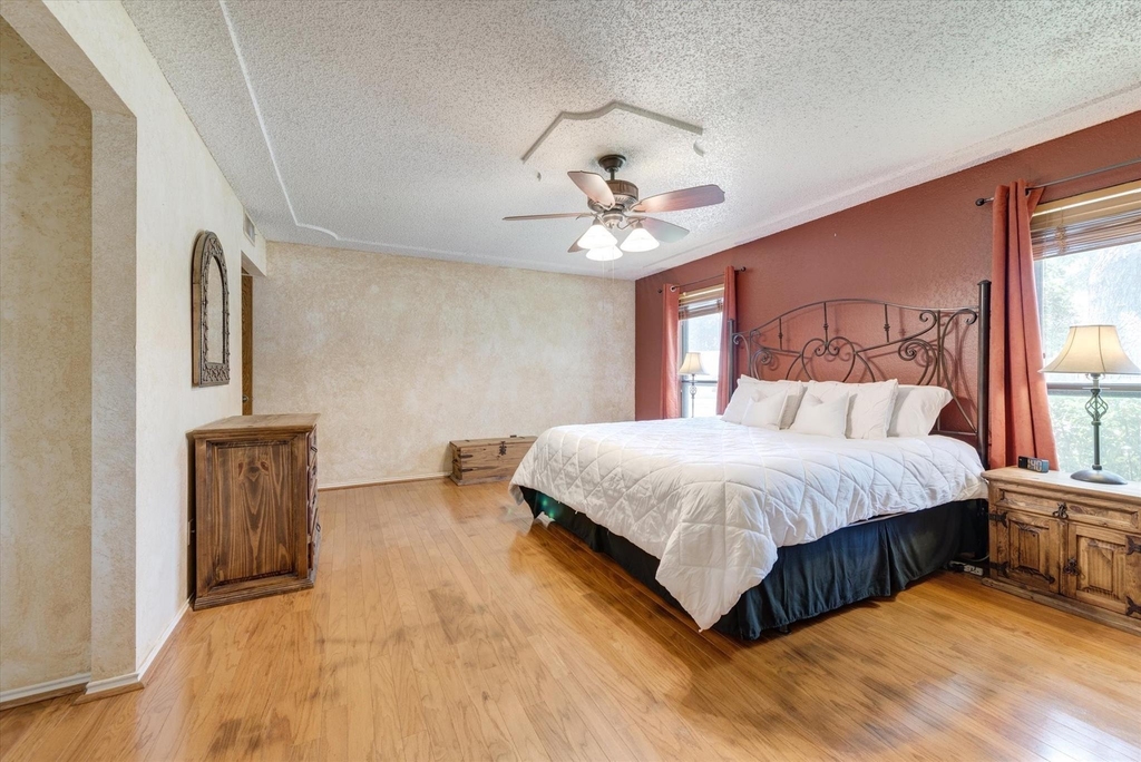 2033 Oakmeadow Street - Photo 12