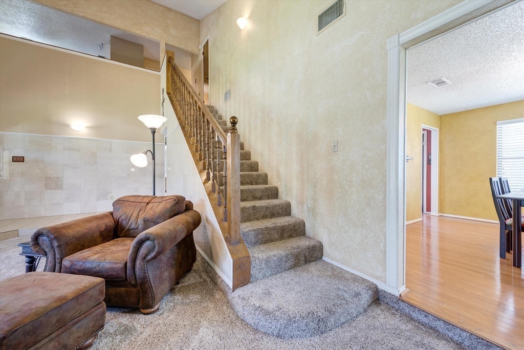 2033 Oakmeadow Street - Photo 15