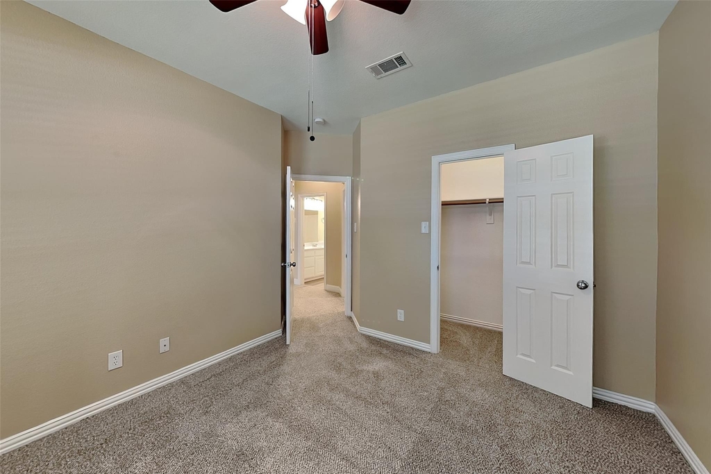 309 Hudson Lane - Photo 14