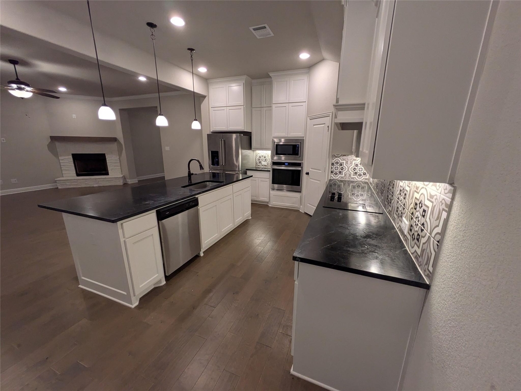 1720 Whispering Trail Drive - Photo 6
