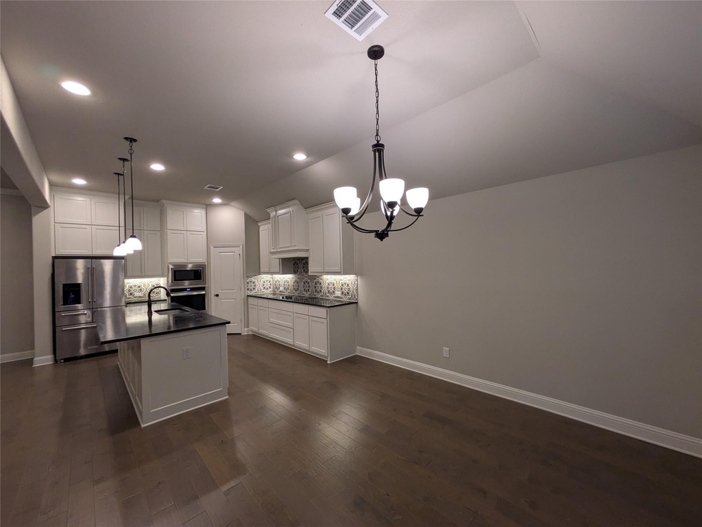 1720 Whispering Trail Drive - Photo 8