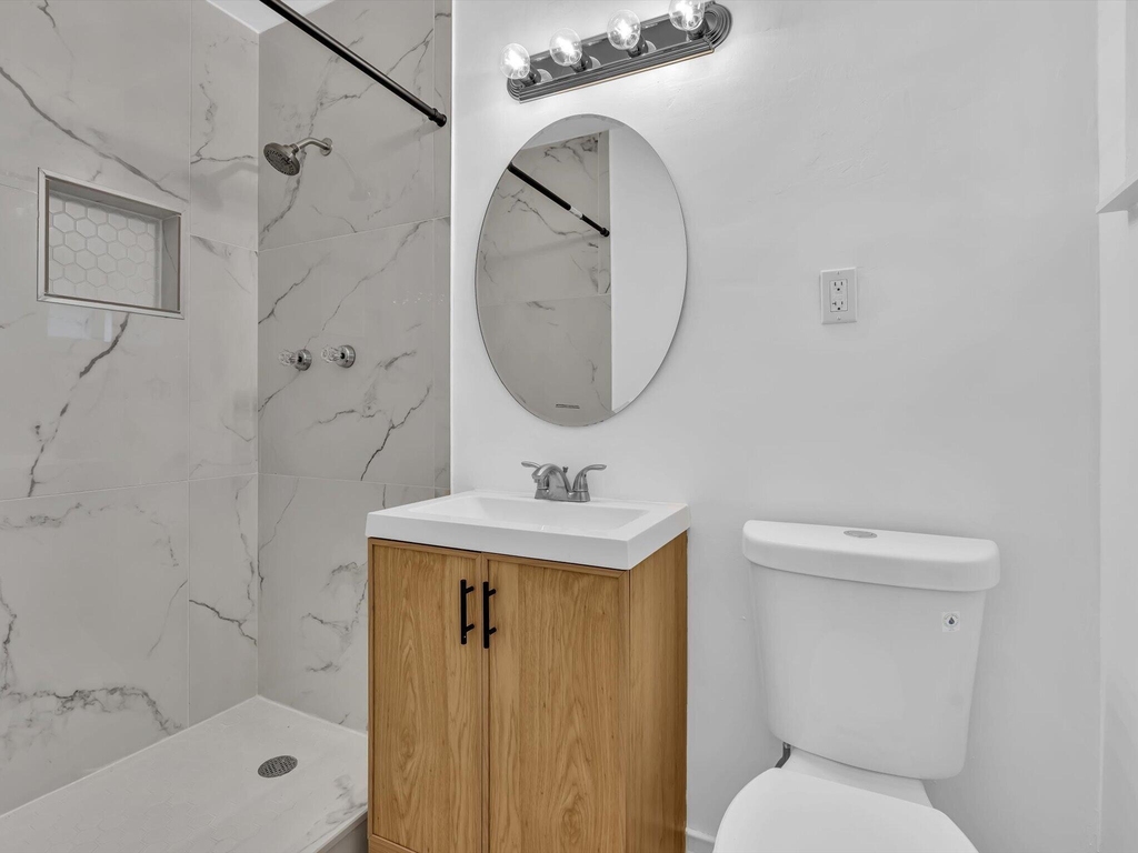 132 Se 2nd Court - Photo 22