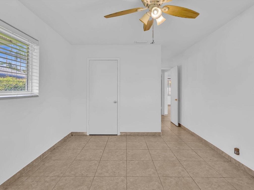 132 Se 2nd Court - Photo 14
