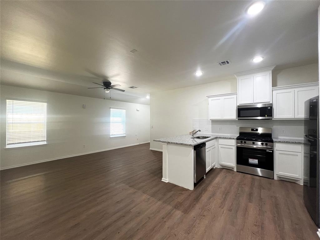 1713 Short Cove Drive - Photo 5