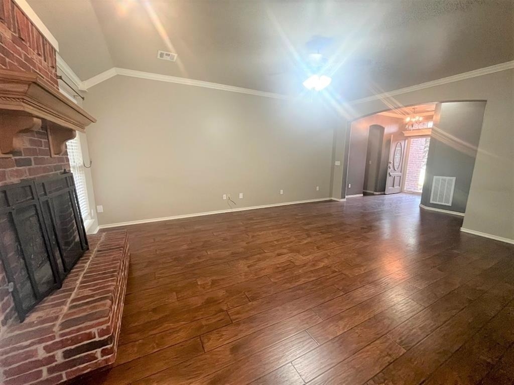 725 Tuscany Way - Photo 4
