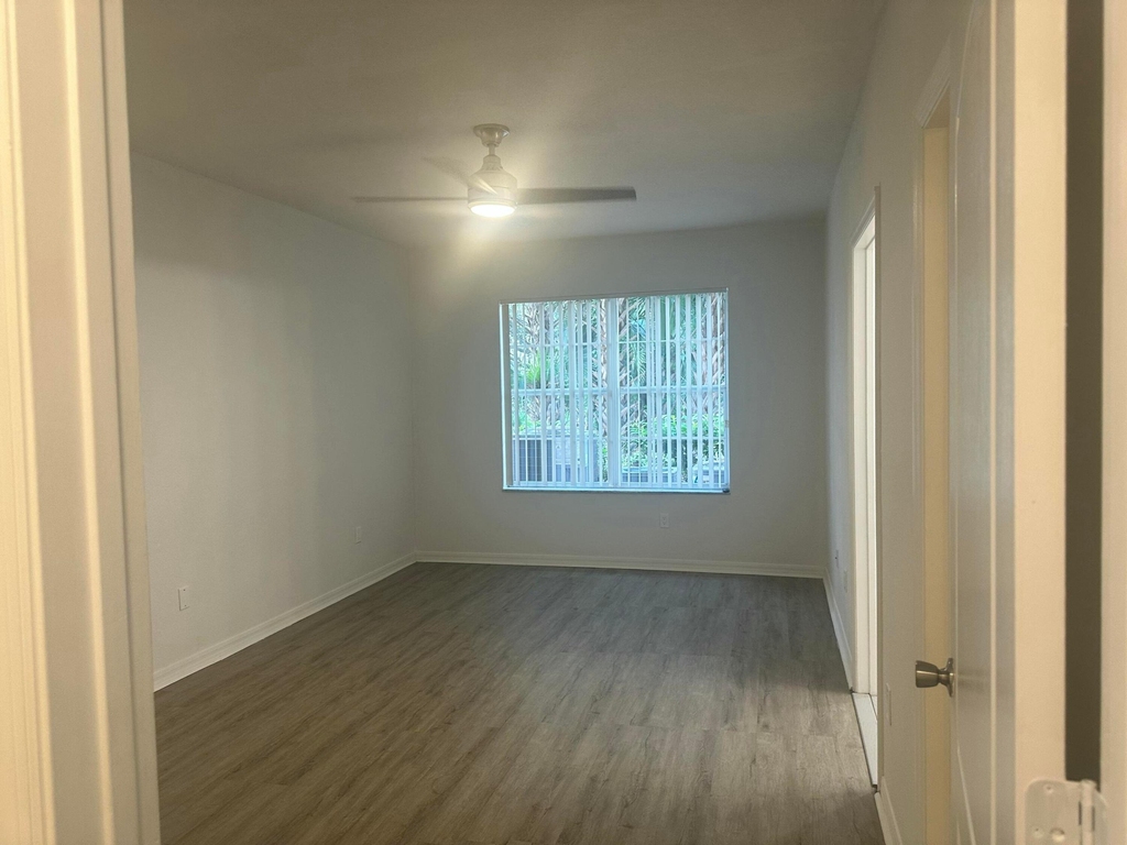 106 Sw Peacock Boulevard - Photo 6