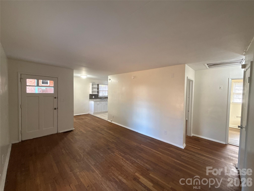 5135 Grapevine Drive - Photo 2