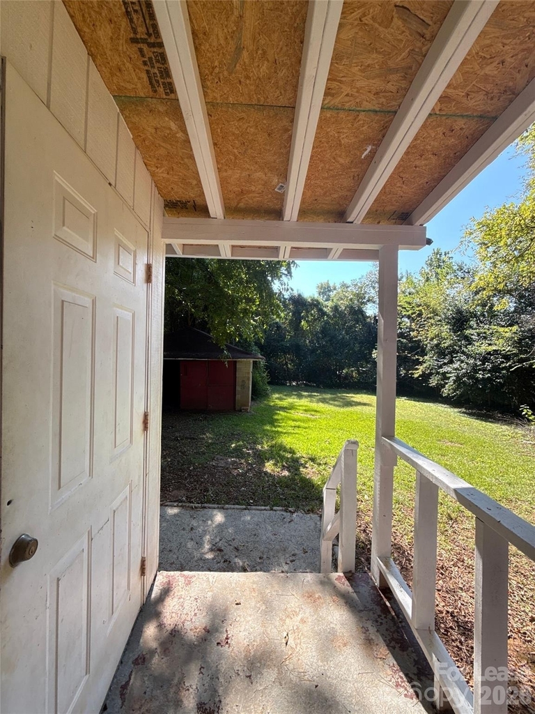 5135 Grapevine Drive - Photo 11