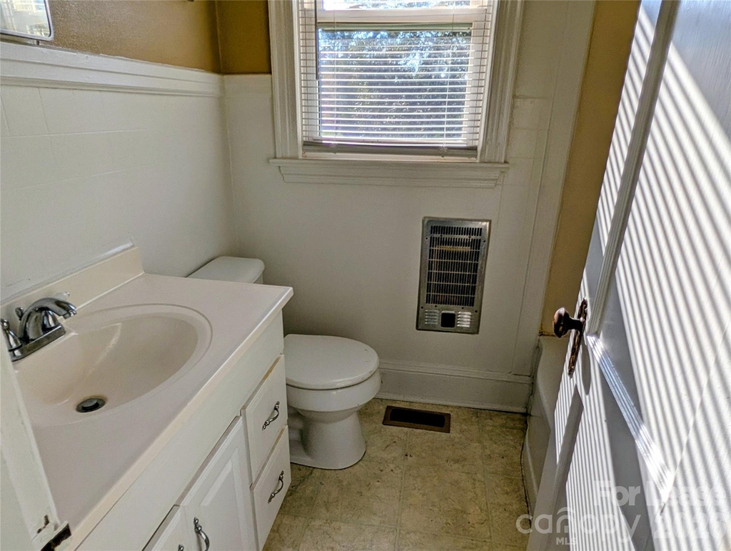 119 Ridgeway Avenue - Photo 8