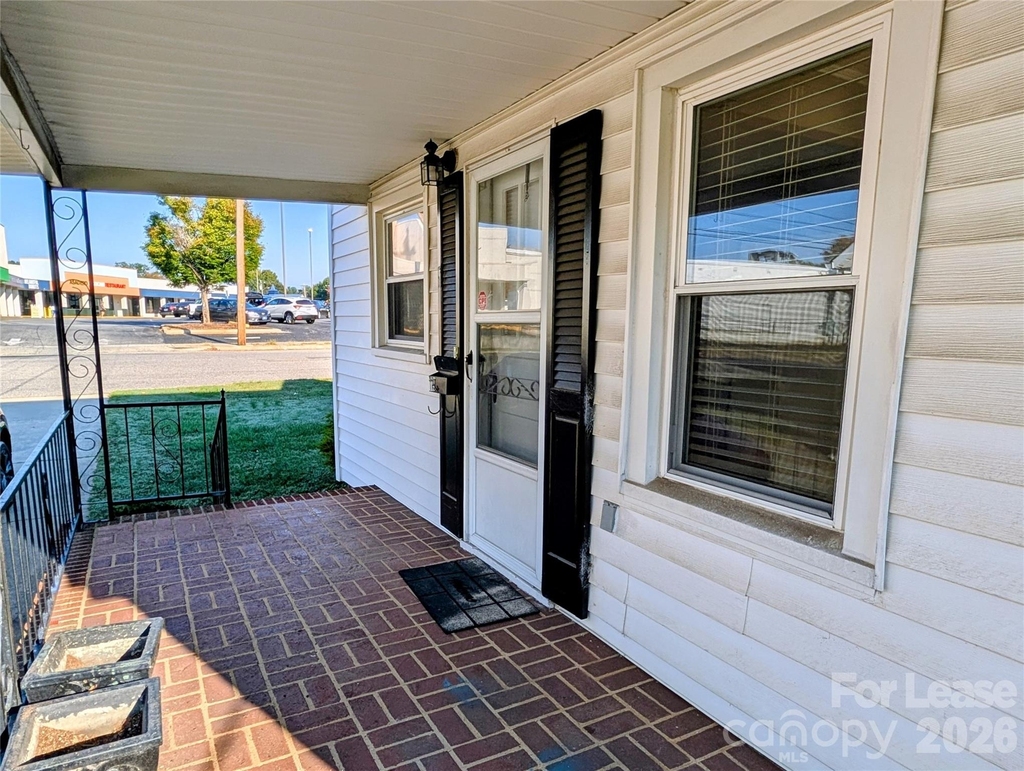 119 Ridgeway Avenue - Photo 2