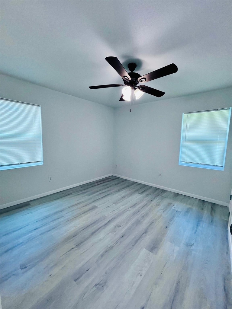 522 Donald Drive - Photo 6