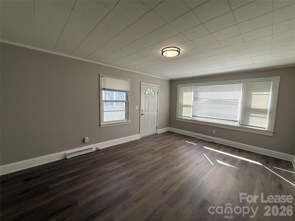 113 Garrison Drive - Photo 2