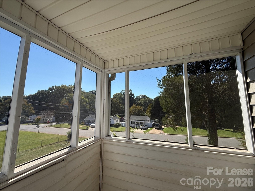 113 Garrison Drive - Photo 12