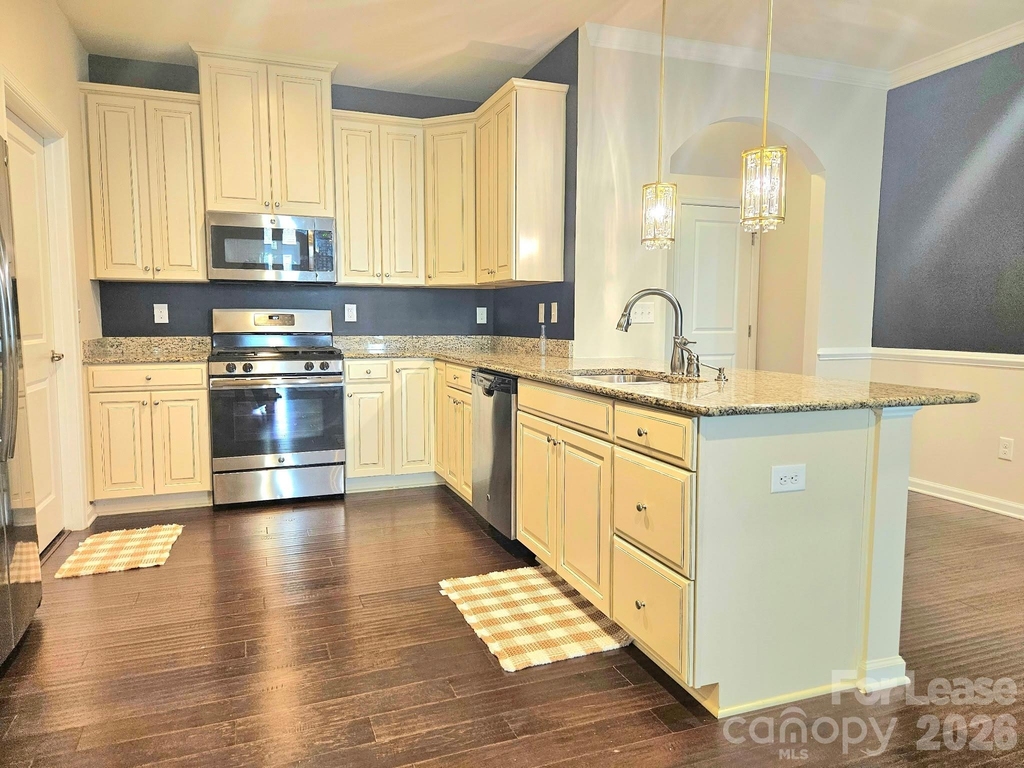 11072 Discovery Drive - Photo 3