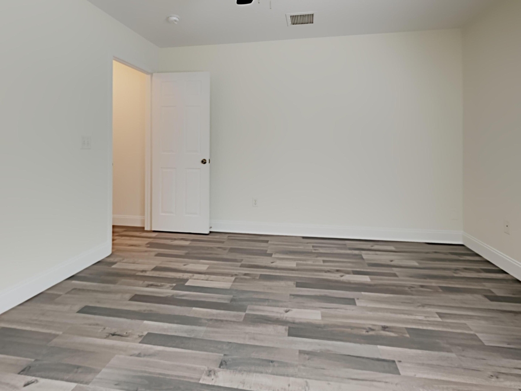 2052 Se Heathwood Circle - Photo 11