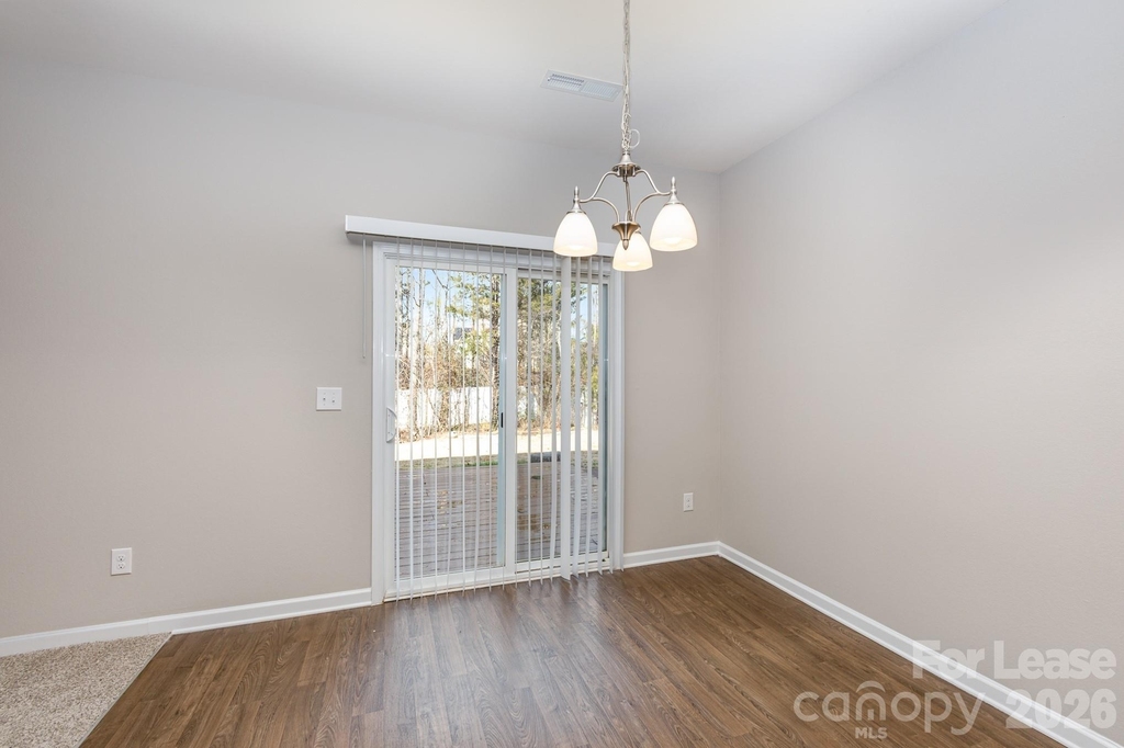 6209 Purbeck Way - Photo 9