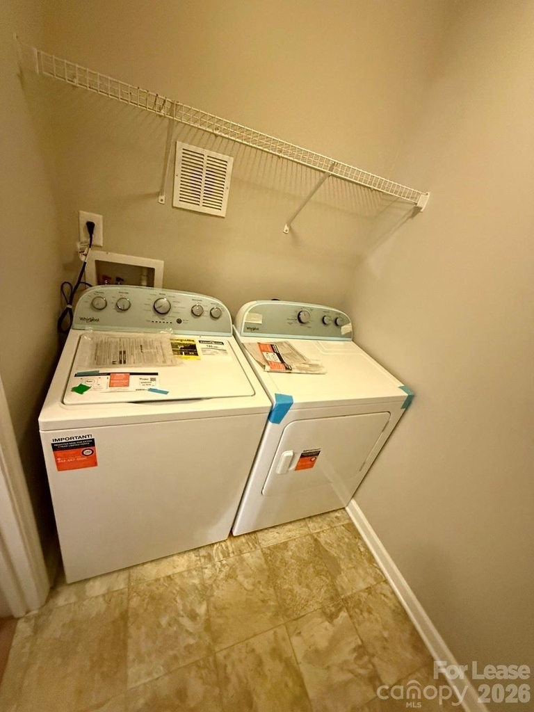 10162 Ballyclare Court - Photo 9