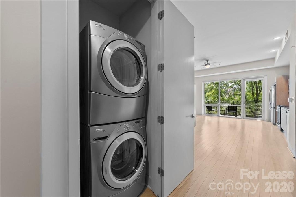 1133 Metropolitan Avenue - Photo 17