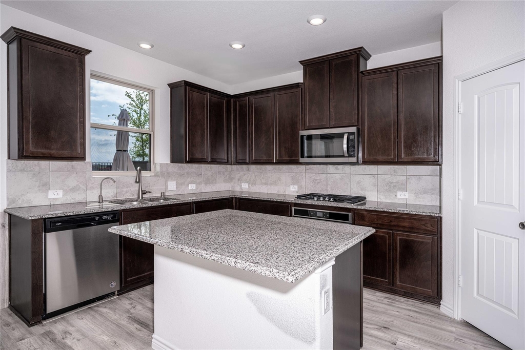 3508 Highland Bayou Drive - Photo 5