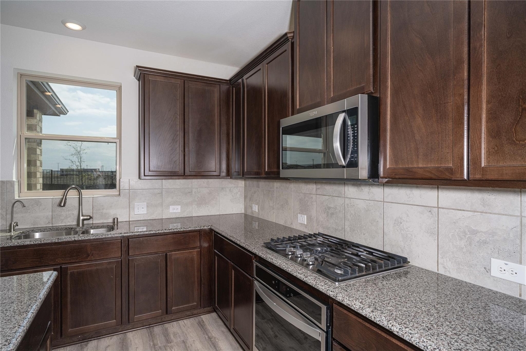 3508 Highland Bayou Drive - Photo 6
