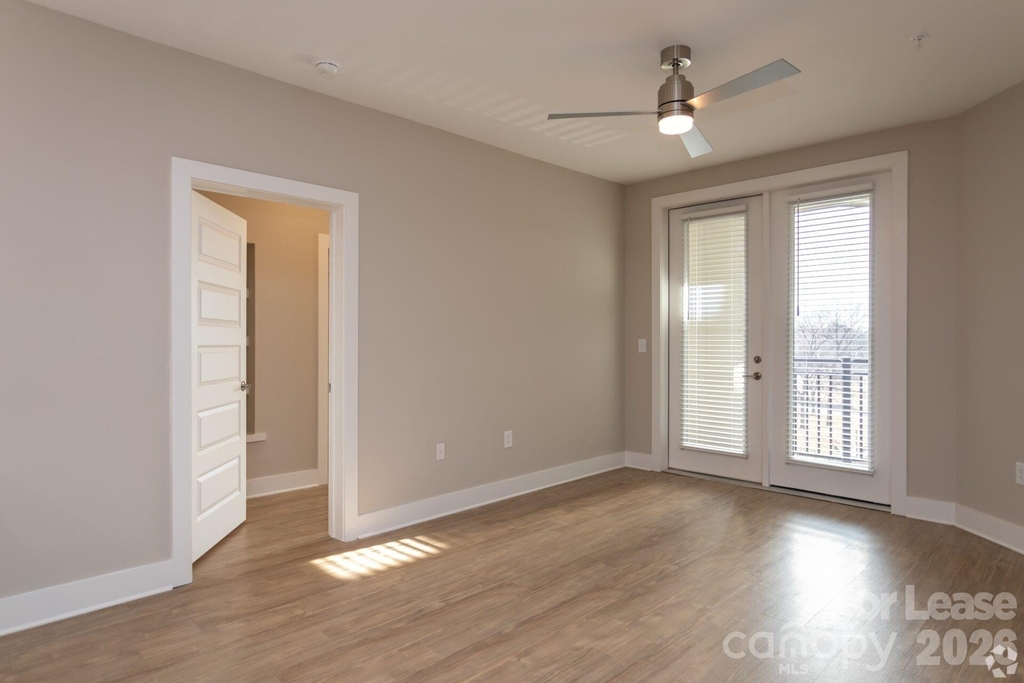 222 S Main Street - Photo 2