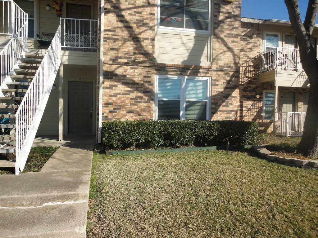 2200 E Trinity Mills Road - Photo 6