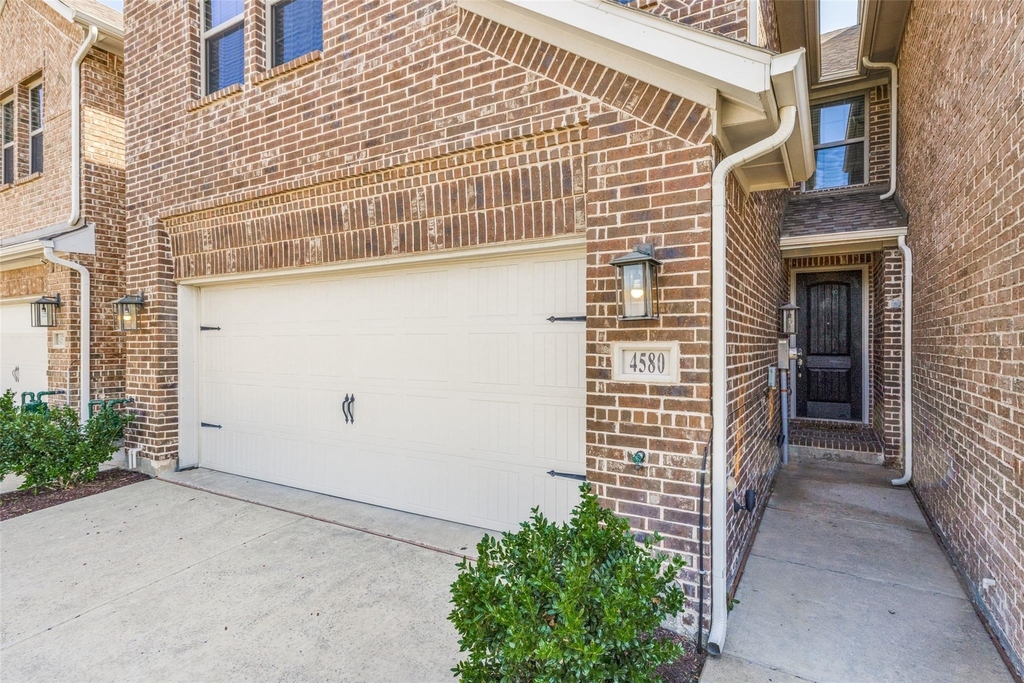 4580 Titus Circle - Photo 1