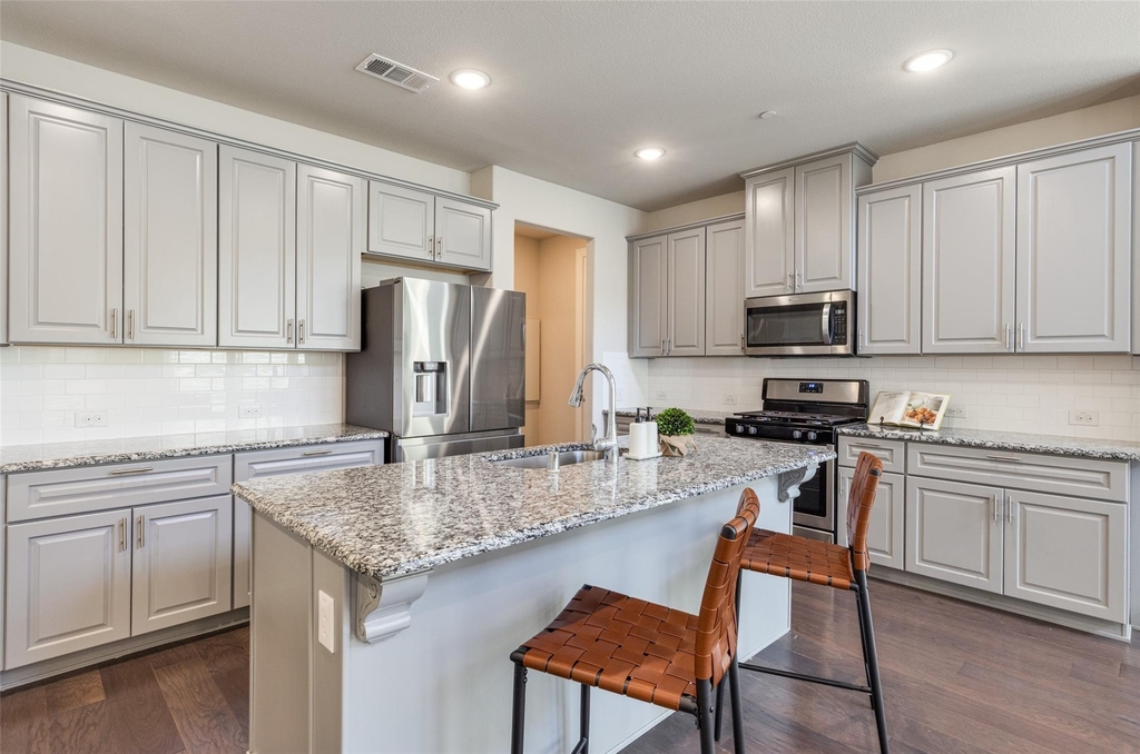 4580 Titus Circle - Photo 5