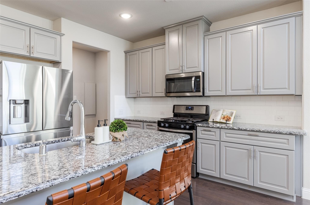 4580 Titus Circle - Photo 7