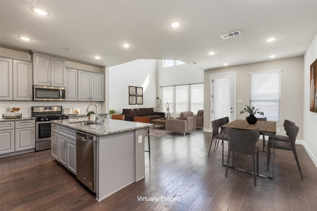 4580 Titus Circle - Photo 2