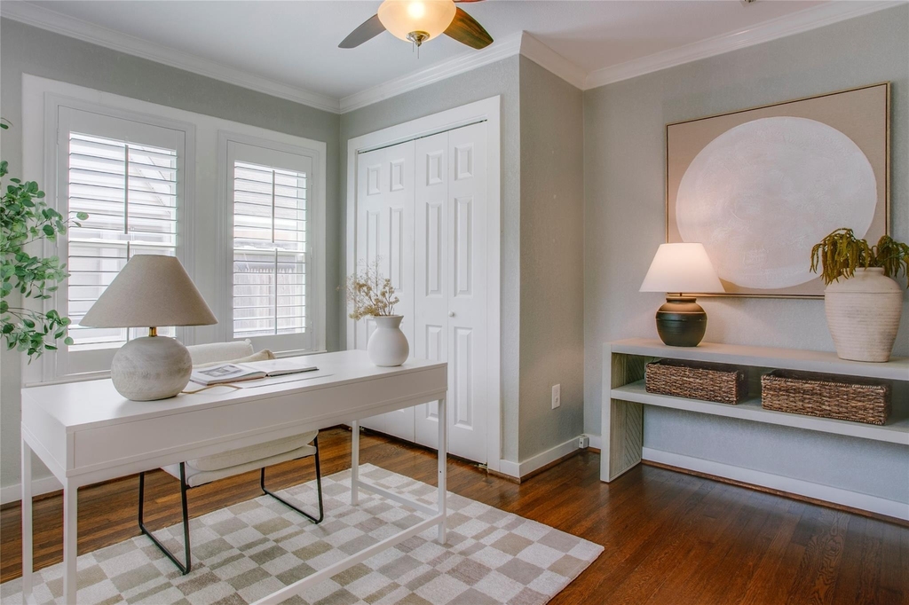 2745 Ivandell Avenue - Photo 11
