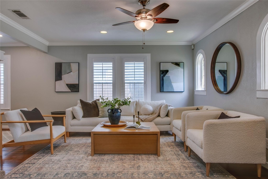 2745 Ivandell Avenue - Photo 8